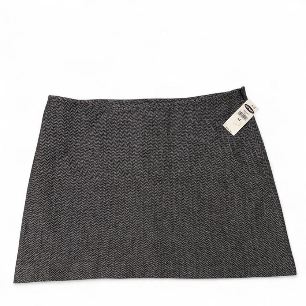 Old Navy Grey herringbone mini skirt with zipper size 12 NWT New with Tag